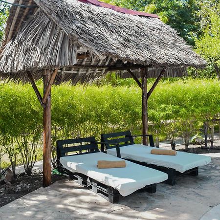 African Hut Tiny Cottage Диани-Бич Экстерьер фото