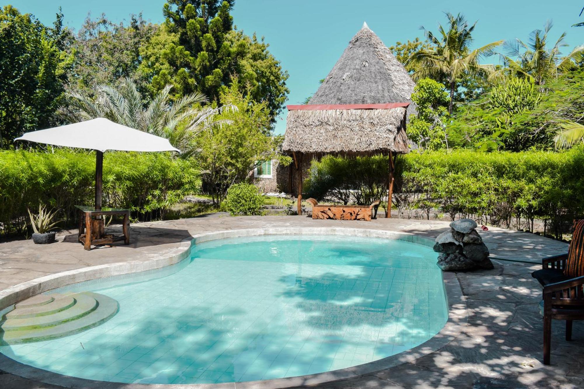 African Hut Tiny Cottage Диани-Бич Экстерьер фото