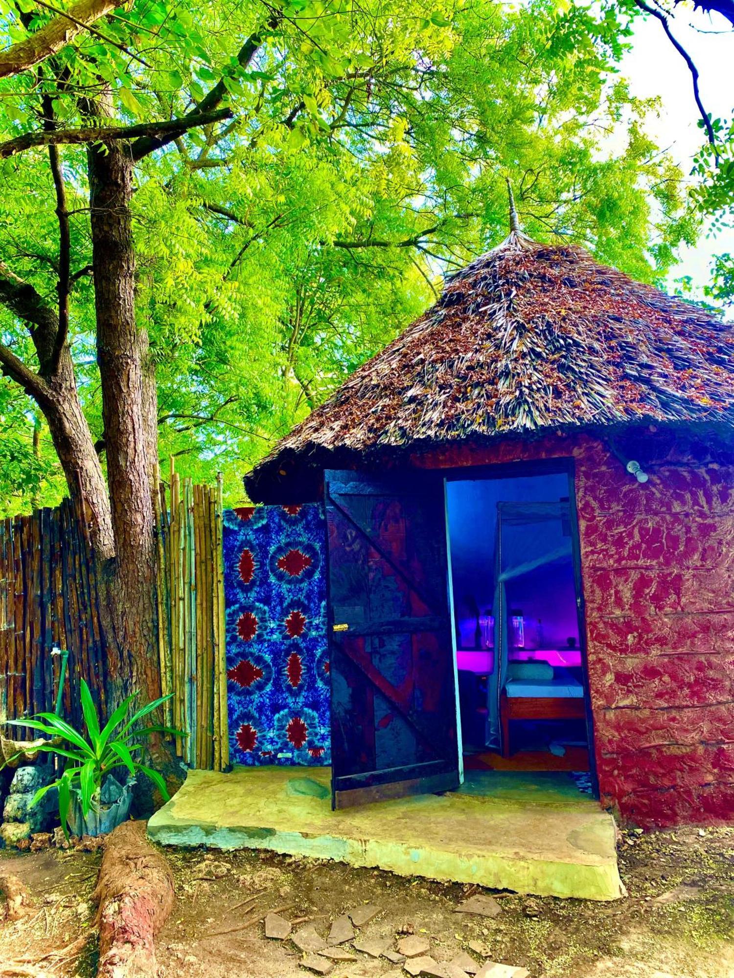 African Hut Tiny Cottage Диани-Бич Экстерьер фото