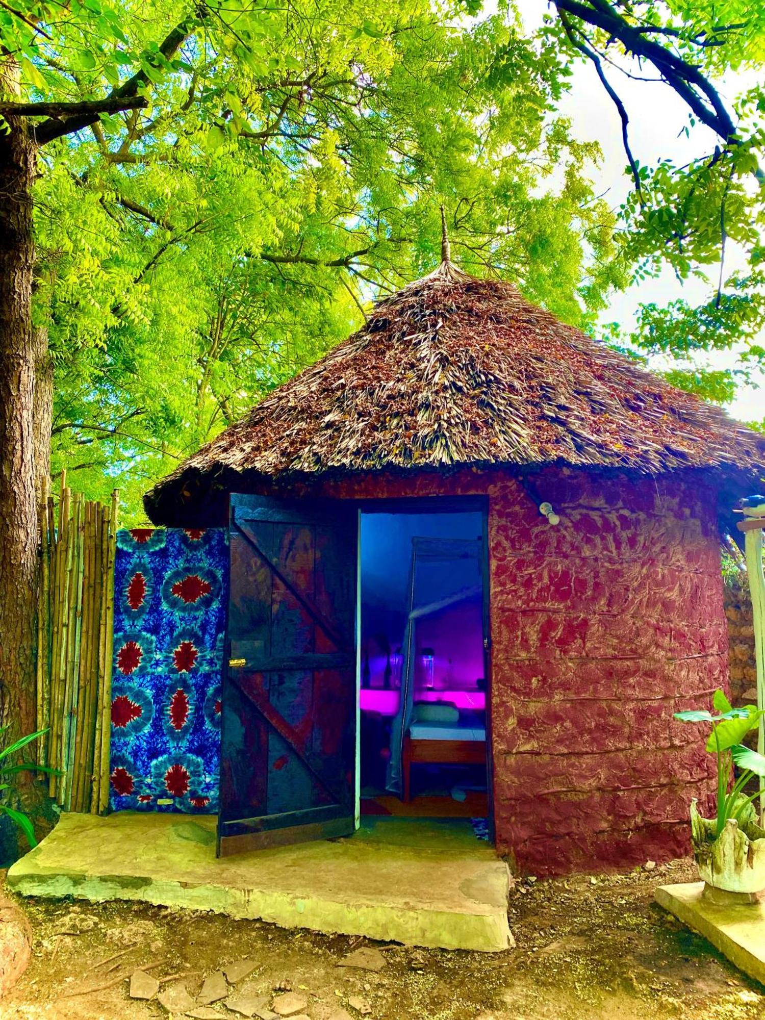 African Hut Tiny Cottage Диани-Бич Экстерьер фото